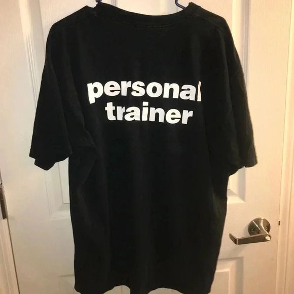 Black tshirt - Picture 3 of 3